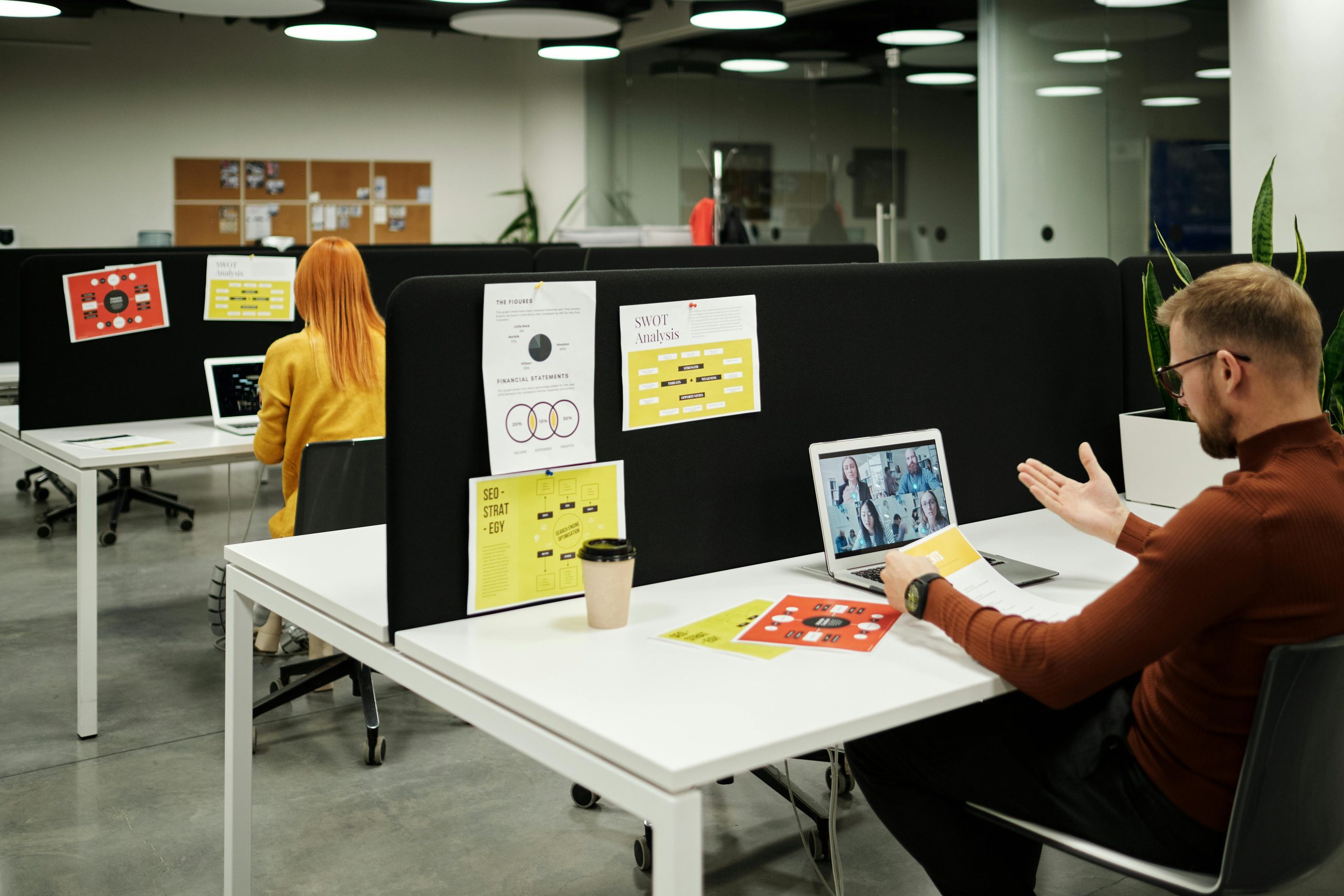 Mastering AI-Generated Paragraphs: Revolutionizing Content Creation for Marketing Directors